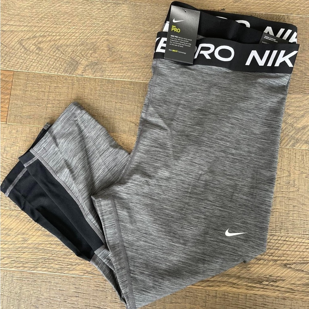 Nike Pro Women’s Legging - Picture 1 of 1
